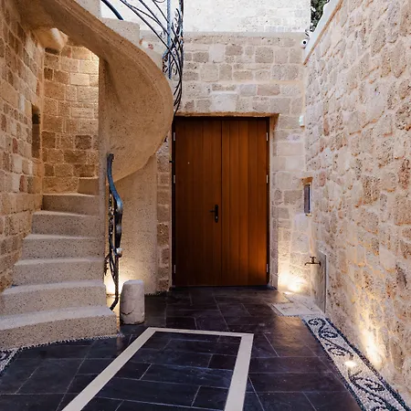 Szálloda Chateau Anax Luxury 4*