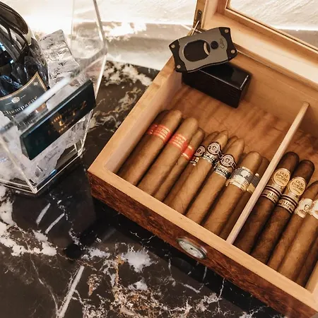 Chateau Anax Luxury 4*