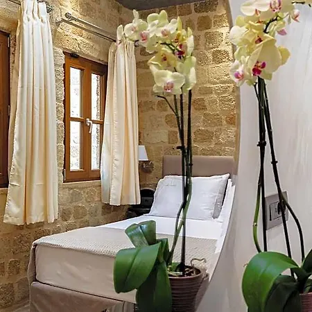 Chateau Anax Luxury Hotel 4*